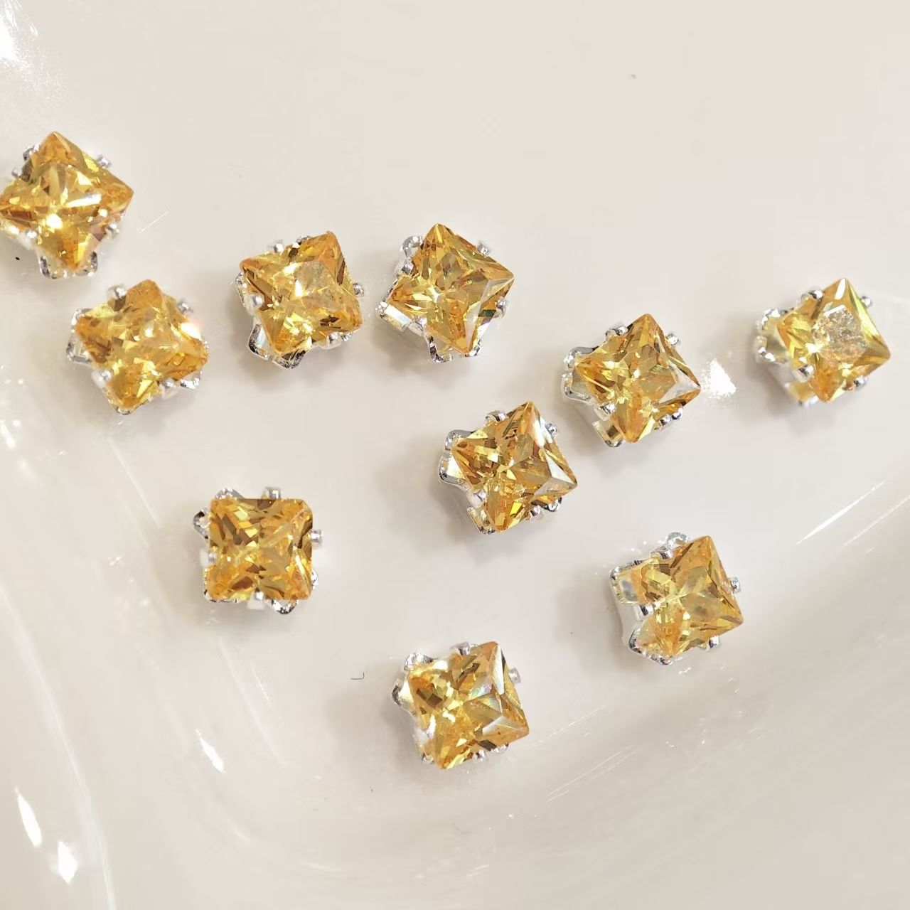 20pcs square dopamine claws drill DIY accessory accessories with colorful