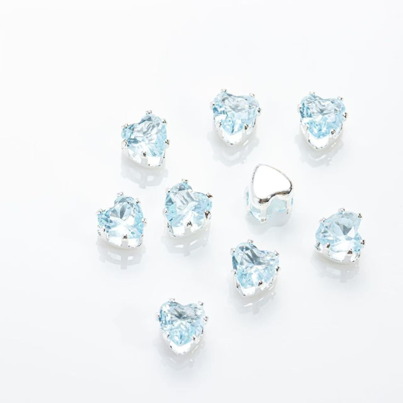 4mm heart-shaped claw diamond Huazhi flash DIY bracelet zircon hand-sewn beads with holes beads separators loose beads accessories auxiliary