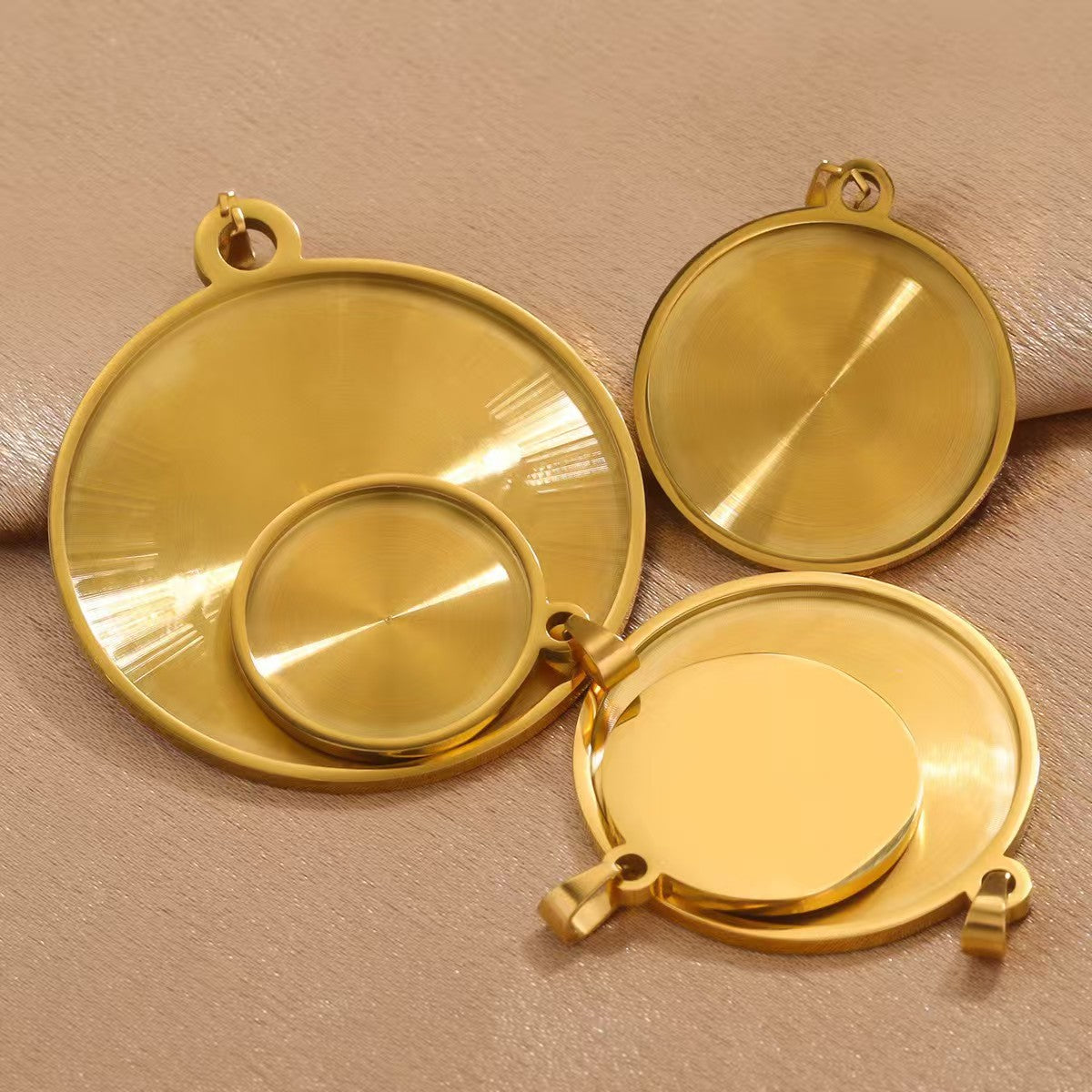 Stainless Steel Geometric Pendant Tag Small Jewelry Tray, Japanese and Korean Style Handmade DIY Necklace and Collarbone Chain Accessories Tray, 5 Pieces