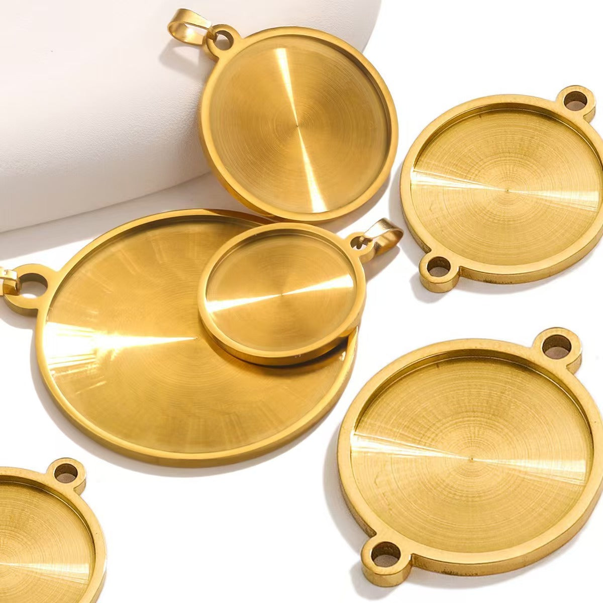Stainless Steel Geometric Pendant Tag Small Jewelry Tray, Japanese and Korean Style Handmade DIY Necklace and Collarbone Chain Accessories Tray, 5 Pieces