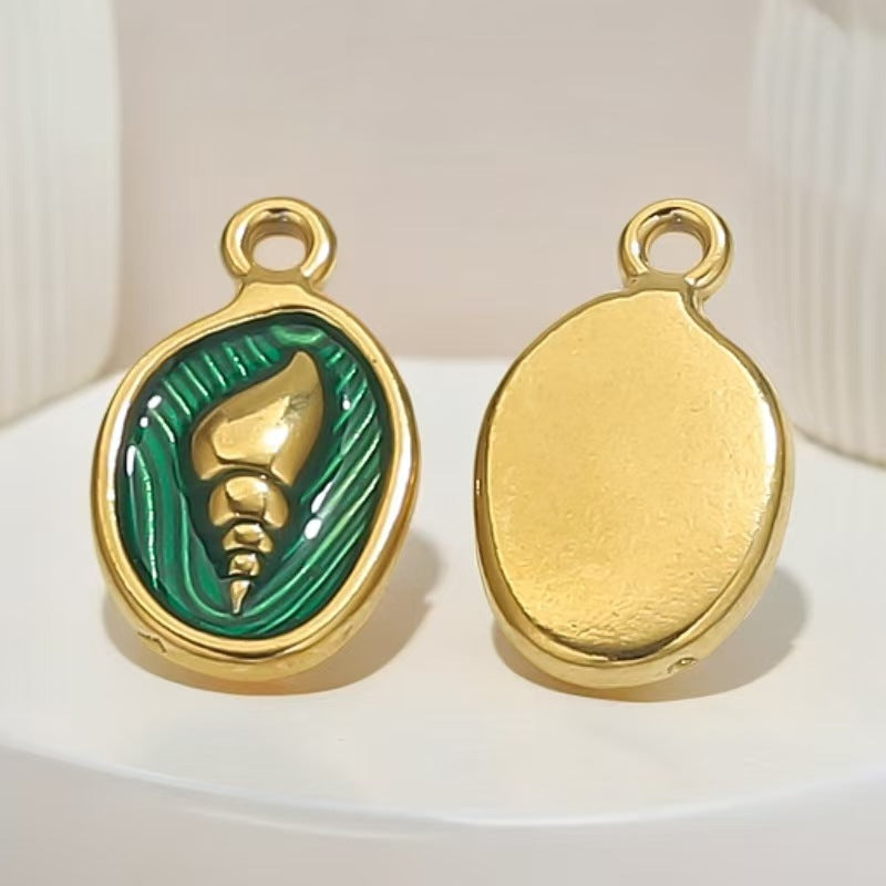 Wholesale of 5 stainless - steel electroplated small jewelry pendants with ocean theme, handmade DIY bracelets, necklaces, and exquisite jewelry hangers