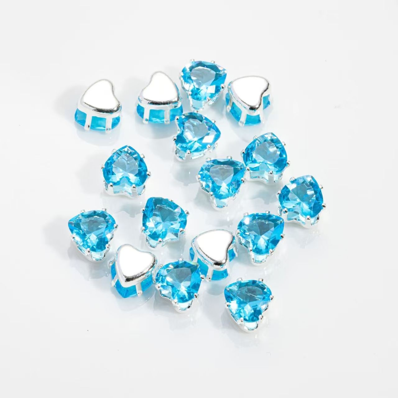 4mm heart-shaped claw diamond Huazhi flash DIY bracelet zircon hand-sewn beads with holes beads separators loose beads accessories auxiliary