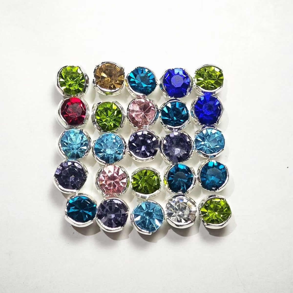 Rainbow Paradise round claw-set rhinestones, colored crystal ornaments, hand-sewn rhinestones, DIY handicraft accessory materials, mixed shiny rhinestones.