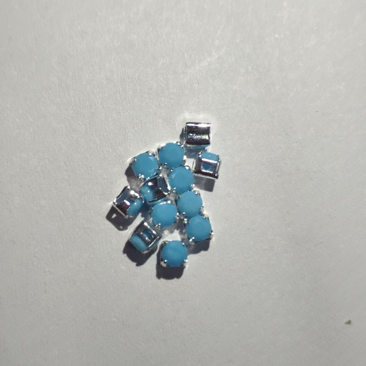 3mm peacock blue round four-hole DIY diamond spacer net red high-grade bead accessory hand-sewn diamond inlay with diamond