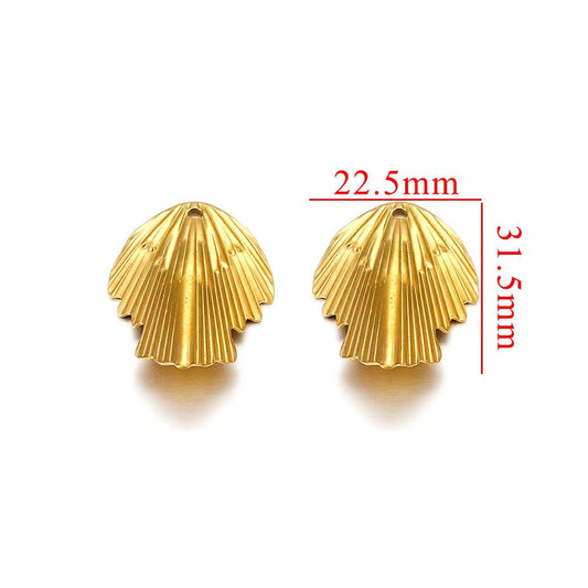 Wholesale of 5 exquisite pendants for small accessories in European and American style, made of stainless steel with 18K gold plating, suitable for DIY necklaces and bracelets.